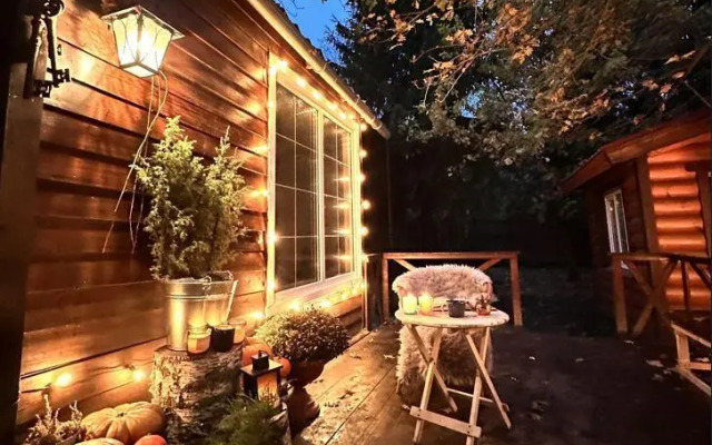 Dacha Inn Les