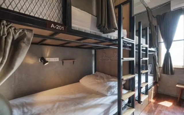 OYO Am Bed Hostel