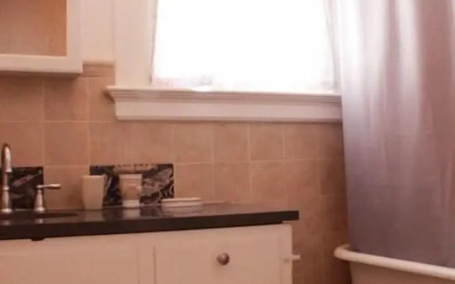 Cole Valley Lower Apartment
