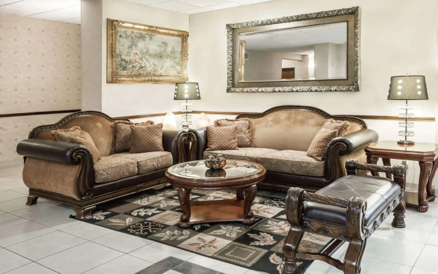 Grander Inn & Suites