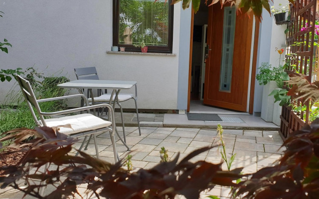 Studio EMMA Ljubljana - FREE parking, AC, Wifi