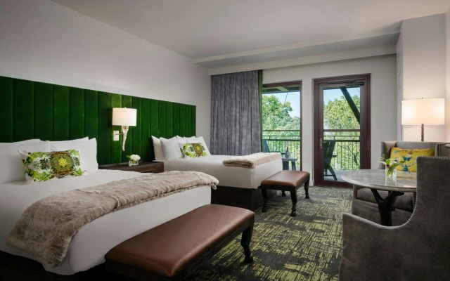 Grand Bohemian Lodge Greenville, Autograph Collection