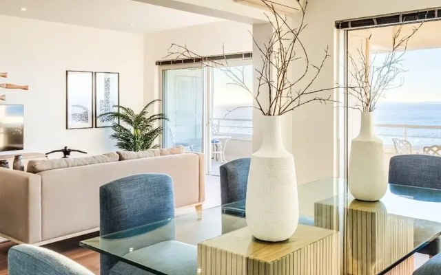 Stunning 3-bedroom Sea Point Retreat Marin
