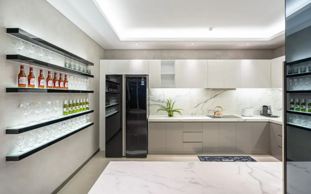 Stephen Luxury Apartments