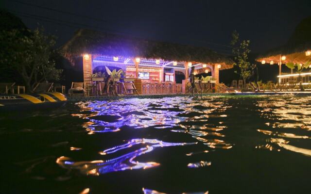 Trang An Mountain House