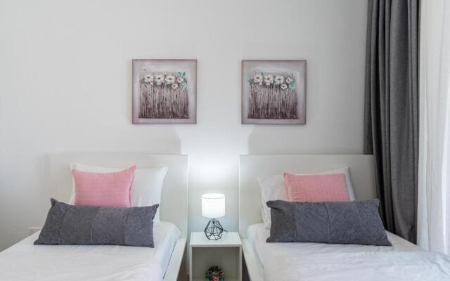 Aziza 1- Bedroom Apartment in Larnaca