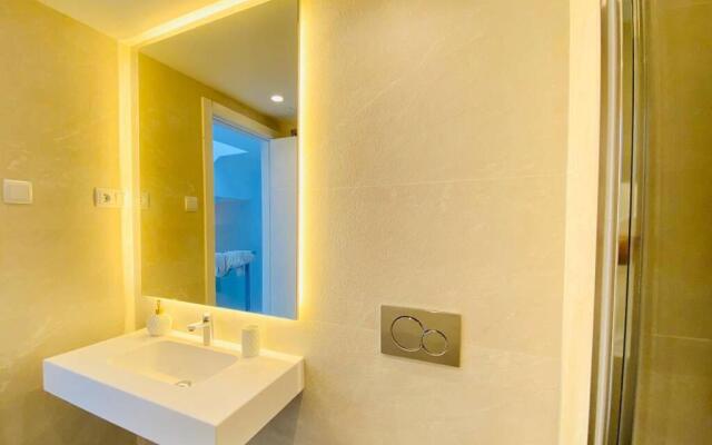 Amazing Exclusive House in Marbella Golden Mile