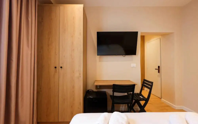 Grandstay Tirana Central 01