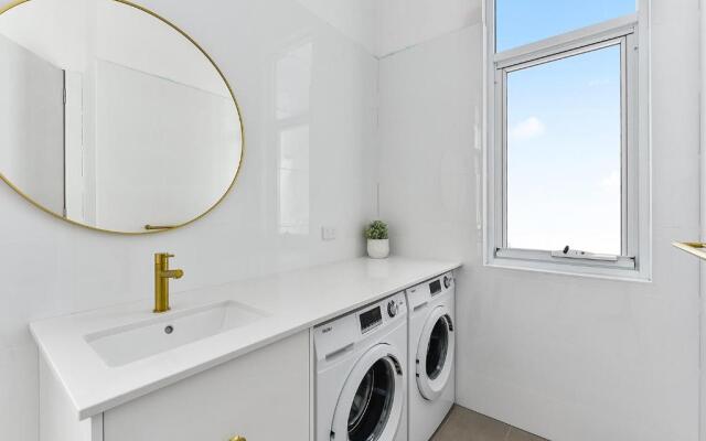 Aloha Central Platinum Apartments