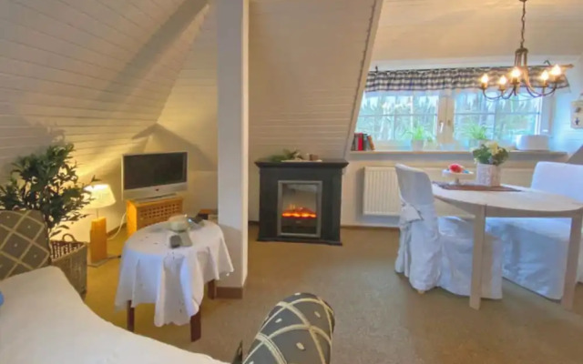 Charming Apartment in Weissenbrunn Near Forest