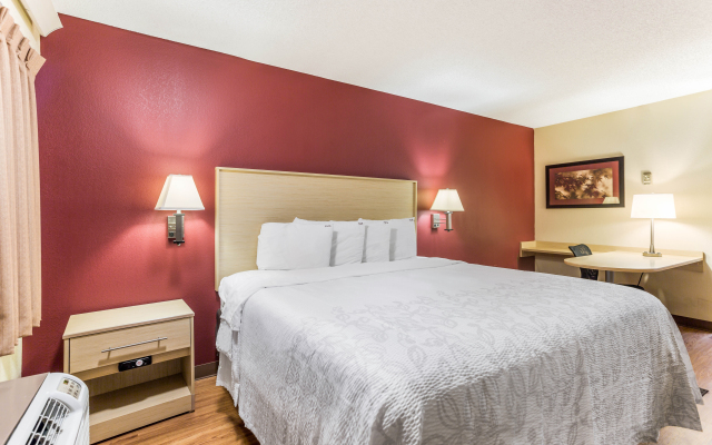 Red Roof Inn PLUS+ Nashville North - Goodlettsville