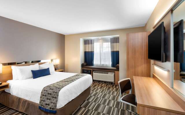 Microtel Inn & Suites by Wyndham Farmington