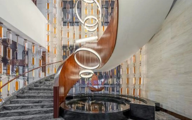 Qianlong Hotel