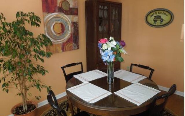 The Carriage House on Slope Hill