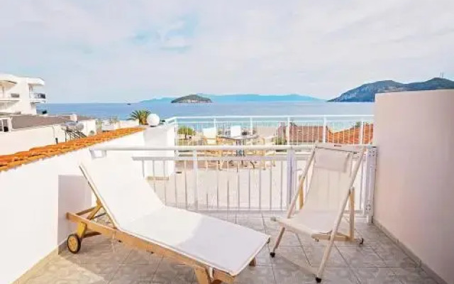 Vournelis Beach Hotel and Spa