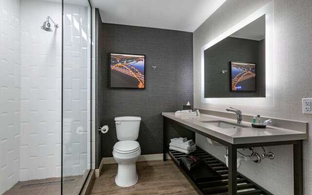 Cambria Hotel Austin Airport