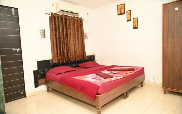 Sumant Palace
