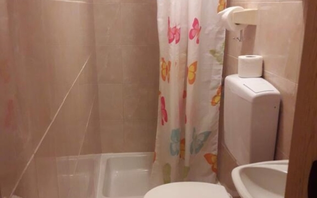 Apartment Pavilion - beautiful garden & comfortable: A1 Kampor, Island Rab