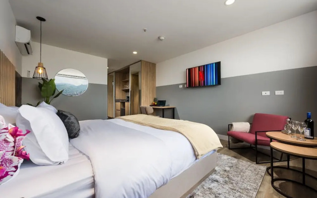 Go Living & Suites - Jalo Rent