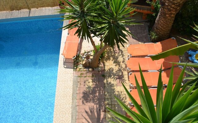 Despina Villa and Apartments