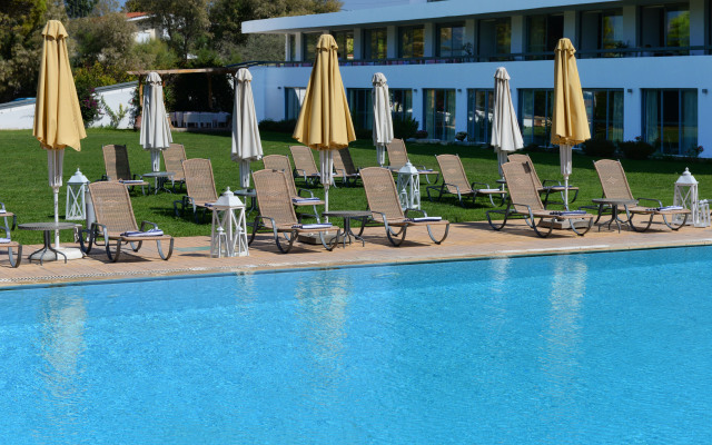 Airotel Achaia Beach