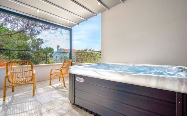 House Artatore Losinj / Mali Losinj