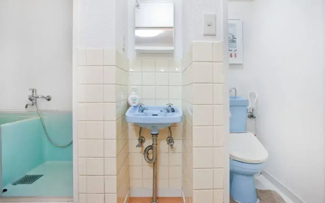 Shinsaibashi Beach House