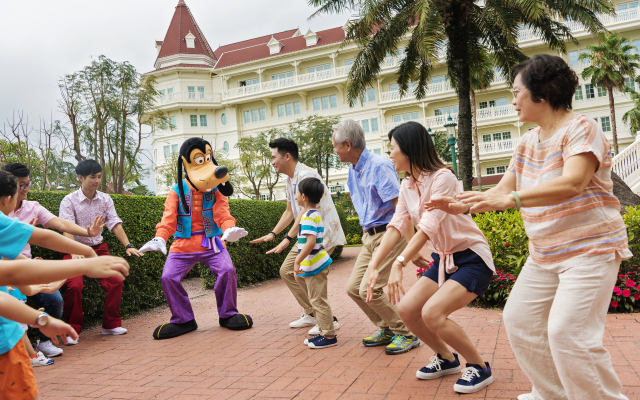 Hong Kong Disneyland Hotel