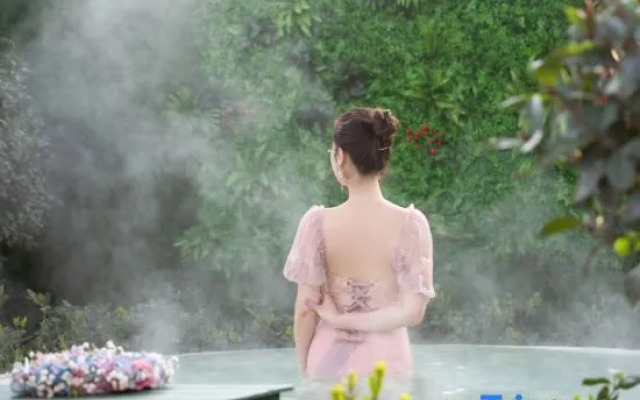 Tanghai Holiday Hotel