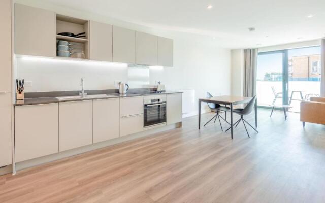 Spacious and Bright Apartments in Brentford