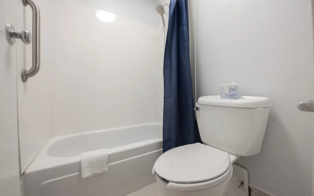 Boardwalk Suites Baton Rouge