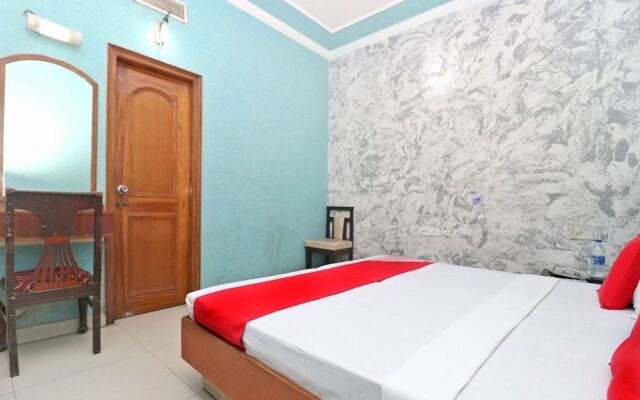 OYO 27012 Hotel Sk Residency