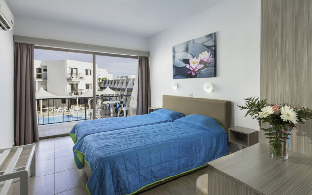 Penelope Beach Hotel Apts