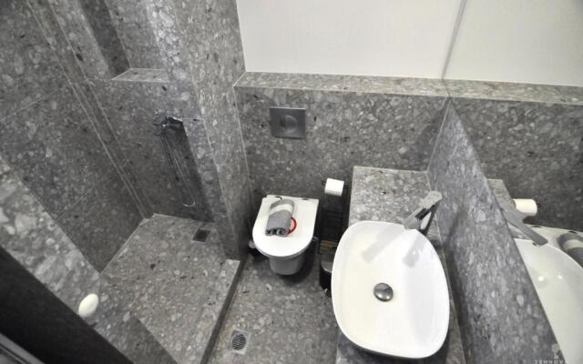 Zennova  Sirene Luxury Studios