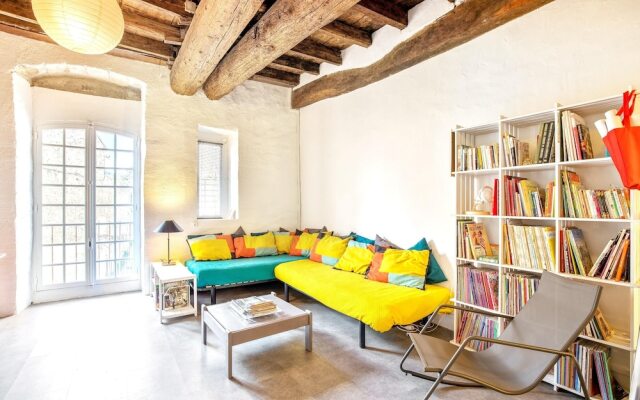 Studio in Villeneuve-lès-avignon, With Balcony
