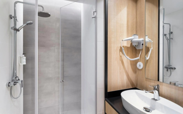 B&B HOTEL Guimarães