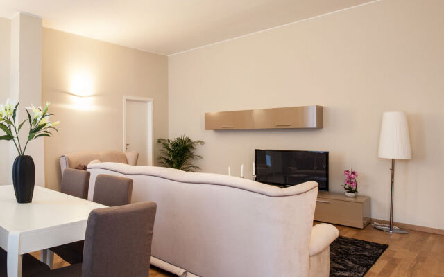 Milan Royal Suites & Luxury Apartments