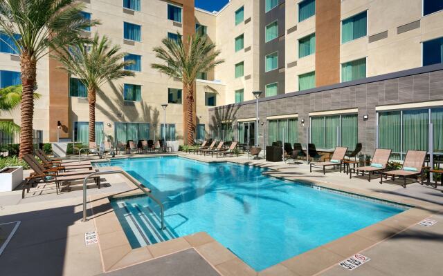 Courtyard by Marriott Los Angeles LAX/Hawthorne