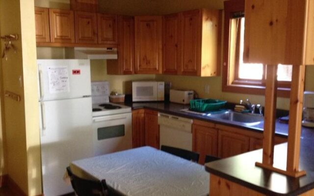 Alpine Lodge Whistler