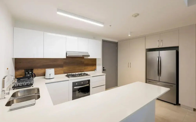 The Chic Condo by Acomodo El Cangrejo