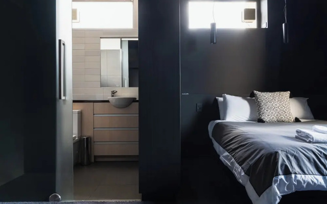 Deluxe Inner-city Apartment on Moray