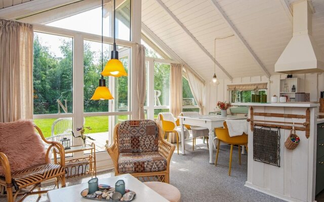 6 Person Holiday Home in Hemmet
