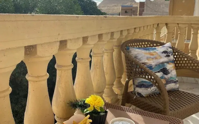 Queen of Pyramids Hotel