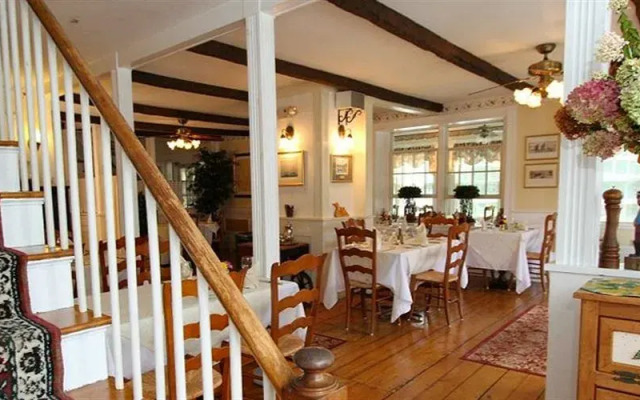 Youngtown Inn & Restaurant