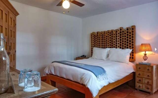 La Provence Restaurant & Boutique Hotel