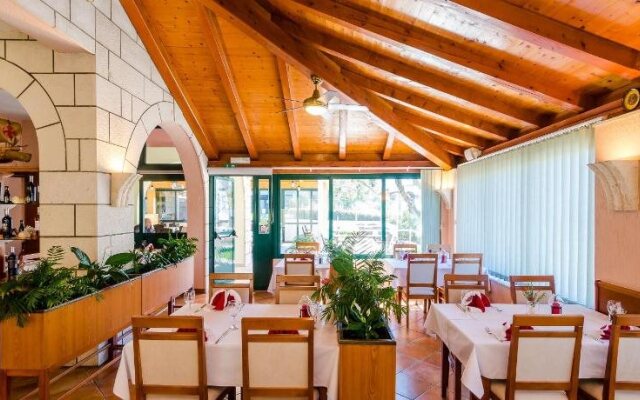 Pansion Costeria Srebreno