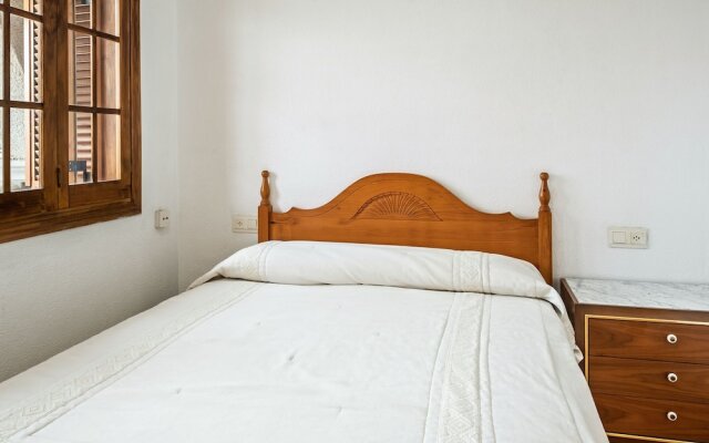Graceful Bungalow in Santa Pola near Sea