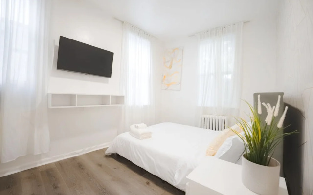 Luxury NY Home 3BR with Easy Parking