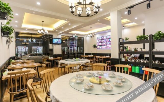Tianshilian Theme Hotel