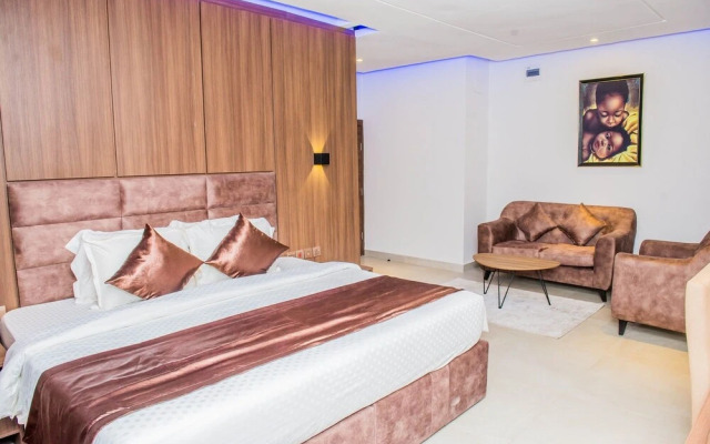 Pinnatech Suites